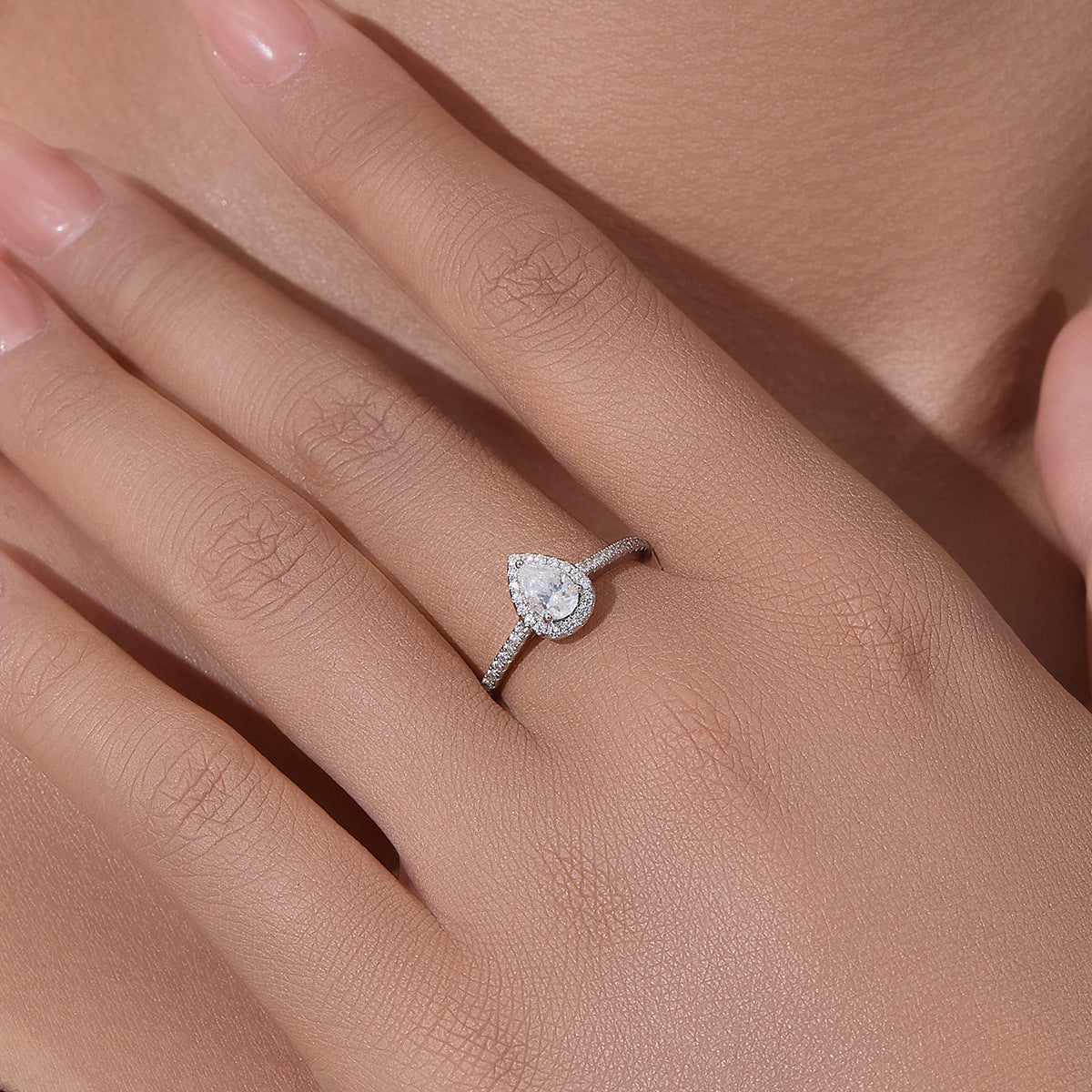 Anillo Viora Water Drop | Plata 925 con diamante ecológico