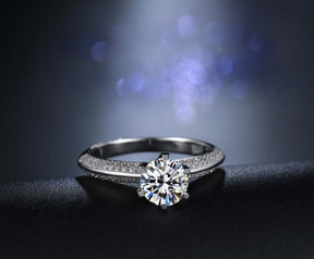 Anillo de lujo Viora de seis garras | Plata 925