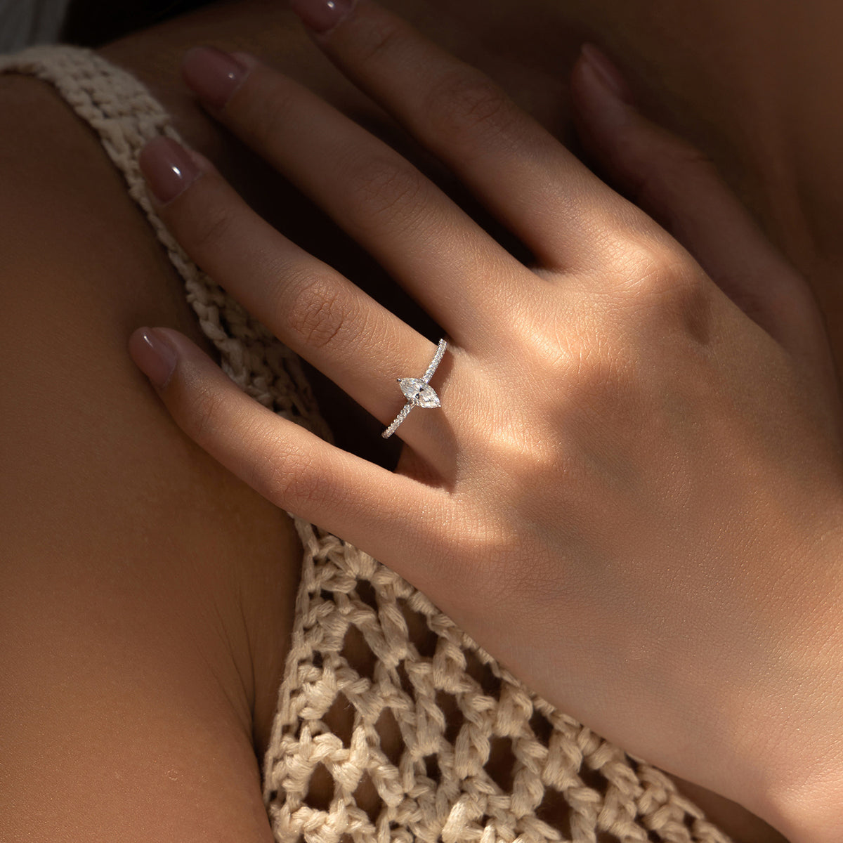 Conjunto de anillo y pendientes Viora con colgante elegante | Plata 925