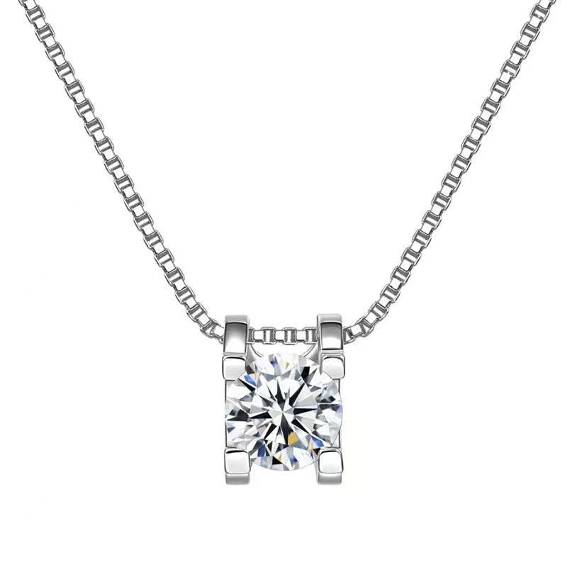 Colar Viora Mosang | Pingente Touro com Diamante Eco-friendly